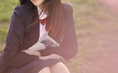 女人不哭主题曲